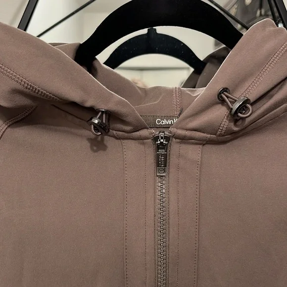 BNWT Calvin Klein Performance Jacket - Picture 2 of 7